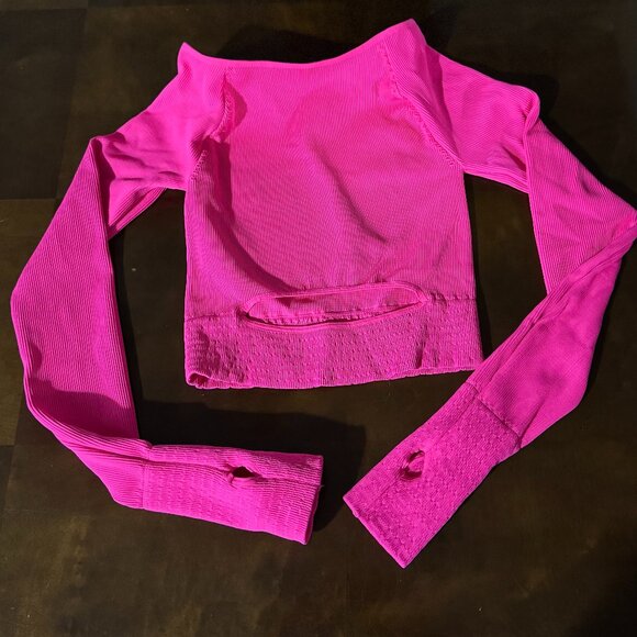 Free Movement Vibrant Pink Long Sleeve Shirt for Girls - NWOT's - Picture 5 of 5